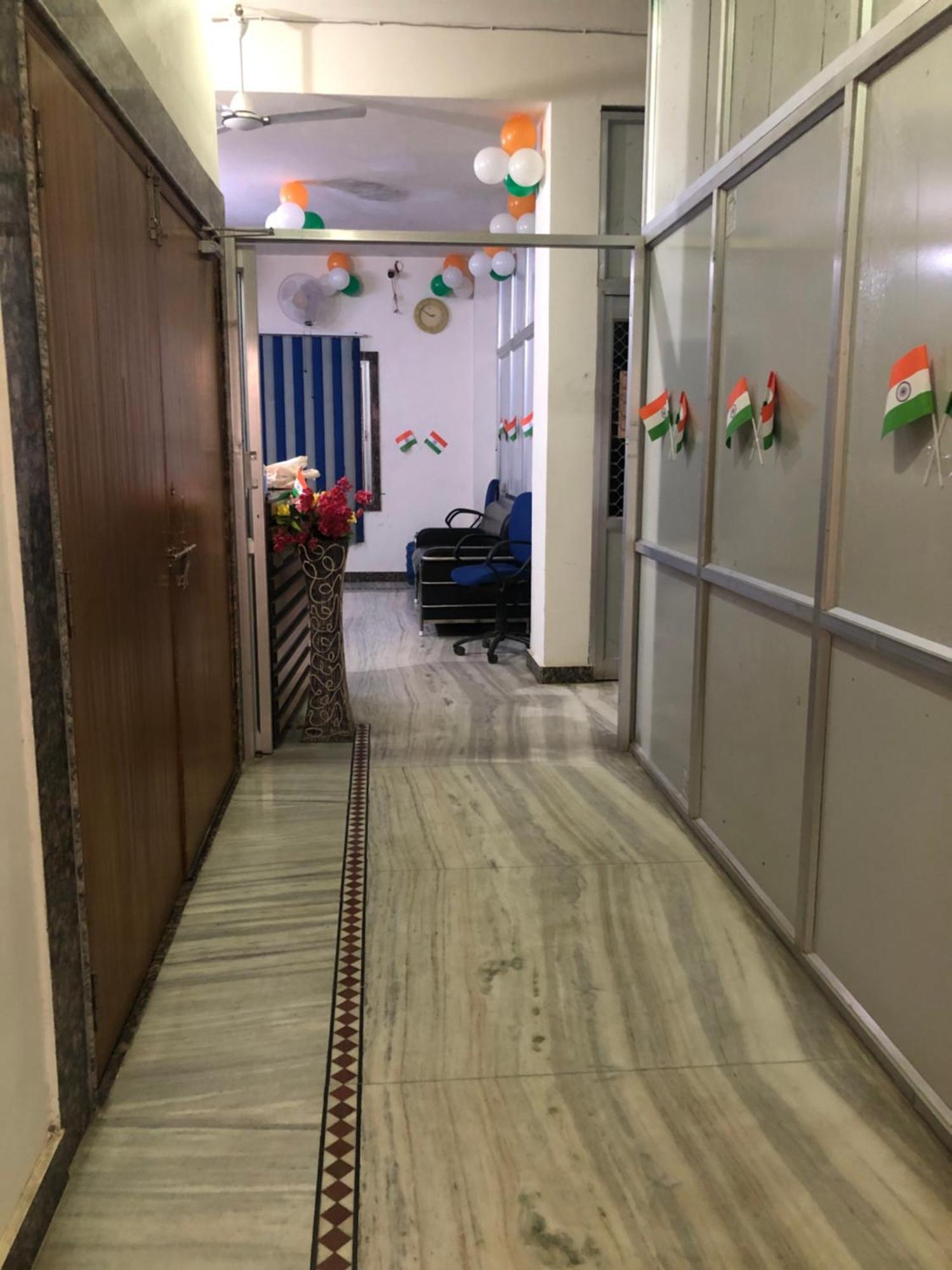 Ramaya Home Stay Варанаси Экстерьер фото