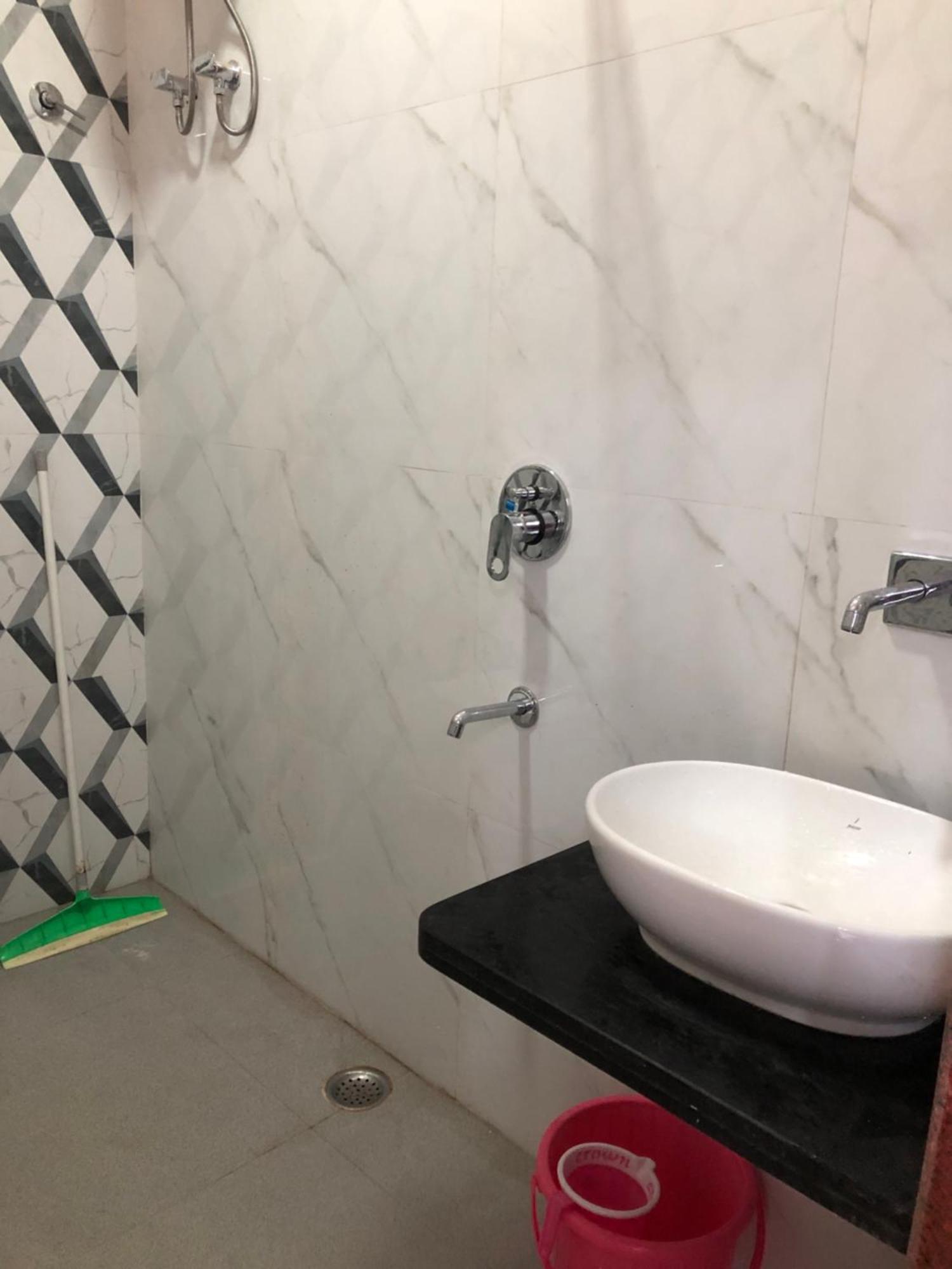 Ramaya Home Stay Варанаси Экстерьер фото