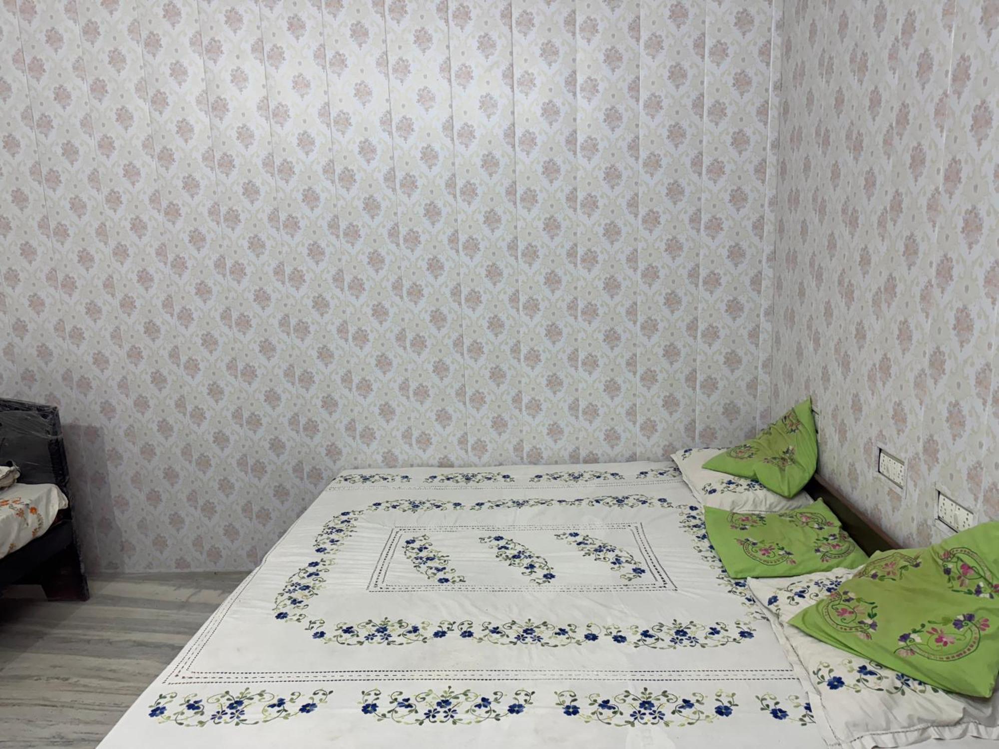 Ramaya Home Stay Варанаси Экстерьер фото