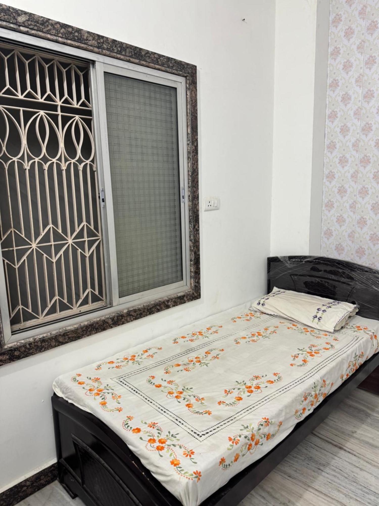 Ramaya Home Stay Варанаси Экстерьер фото