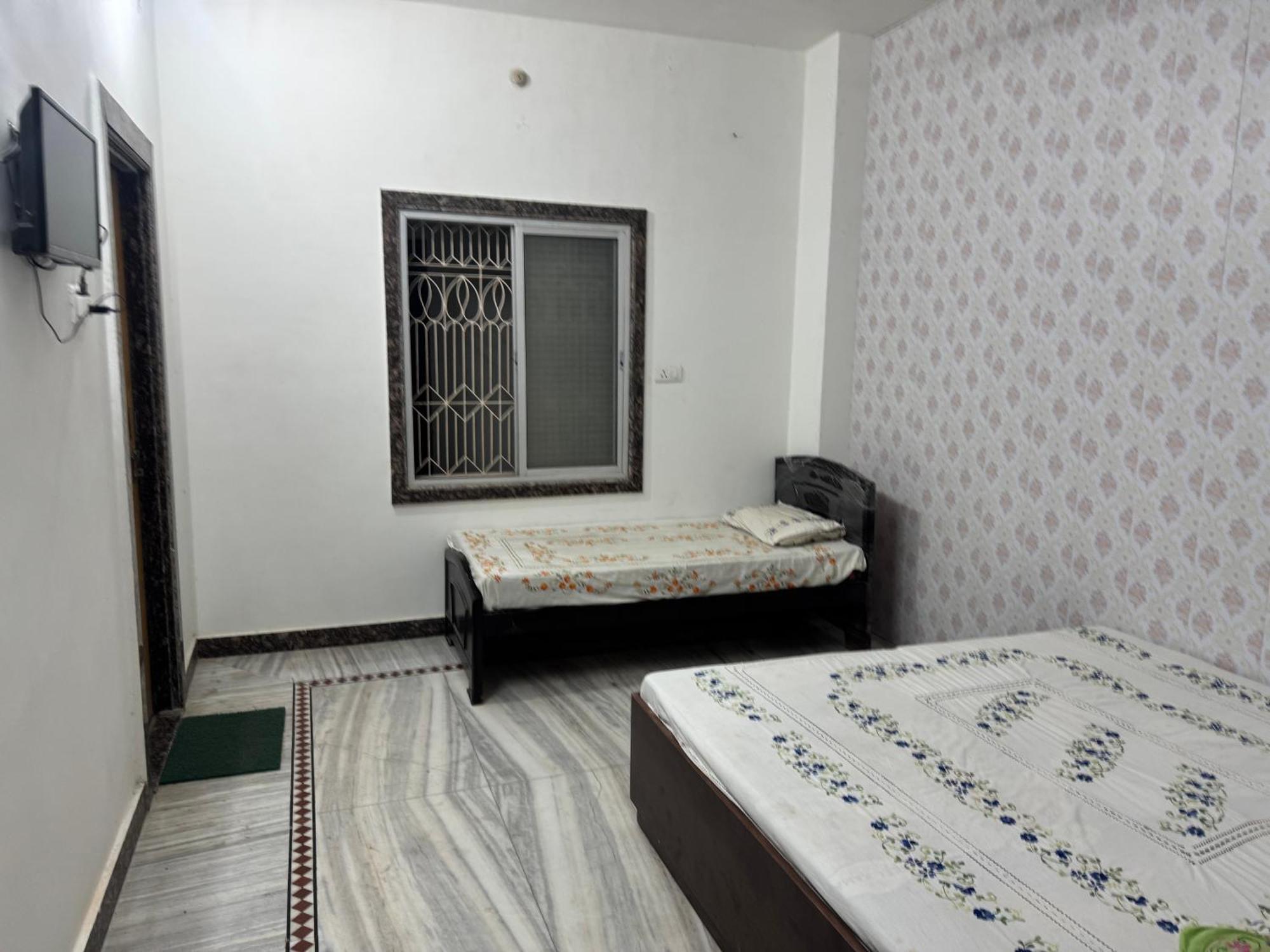 Ramaya Home Stay Варанаси Экстерьер фото